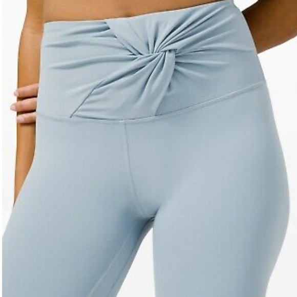 Lululemon Align High-Rise Crop 23" Twist Waist - Picture 4 of 13